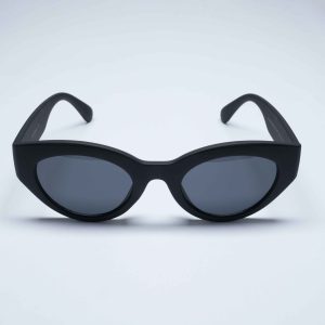 Swiss Matte | שחור מט עדשה שחורה