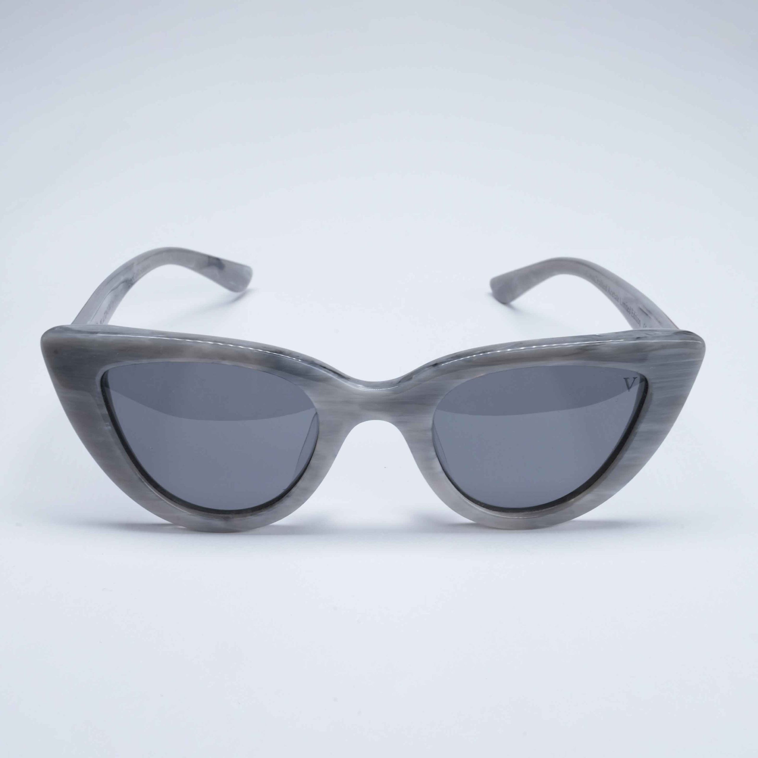 Ebonny Platinum | אפור עדשה Polarized